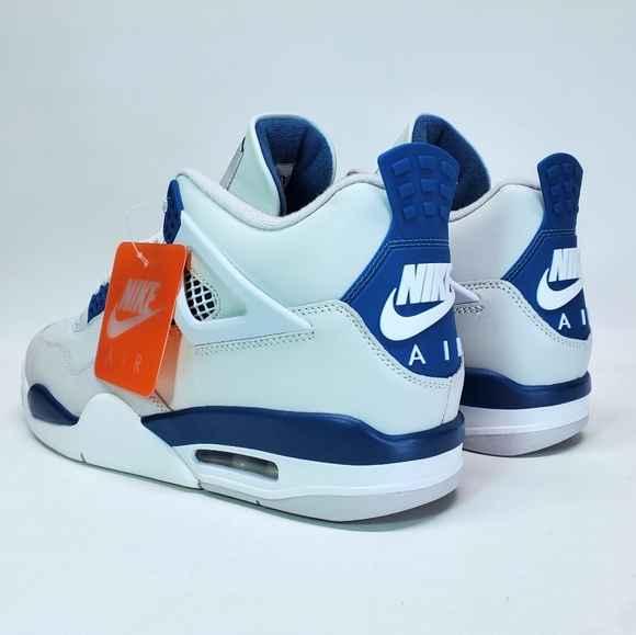 Air Jordan Retro 4 - Picture 8 of 13